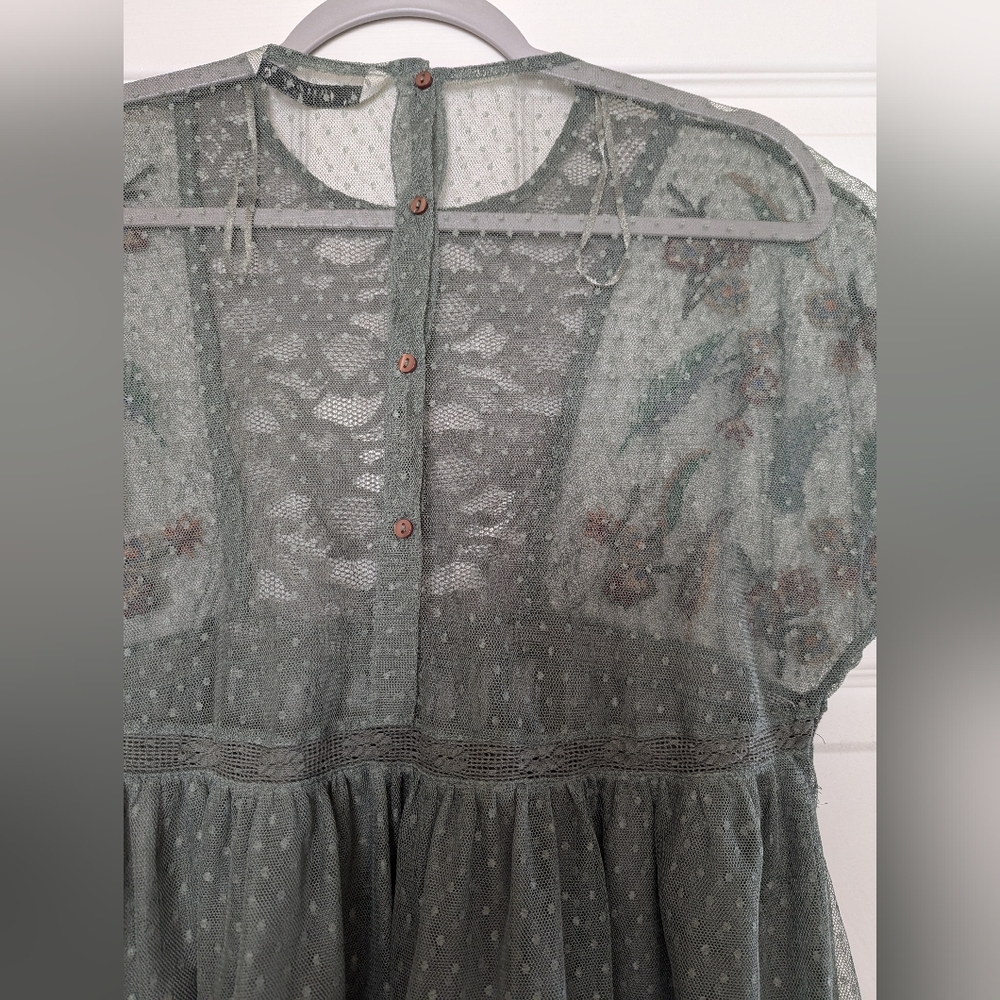 Zara | Size S |  Green Mesh Top With Floral Embroidery - Picture 3 of 10